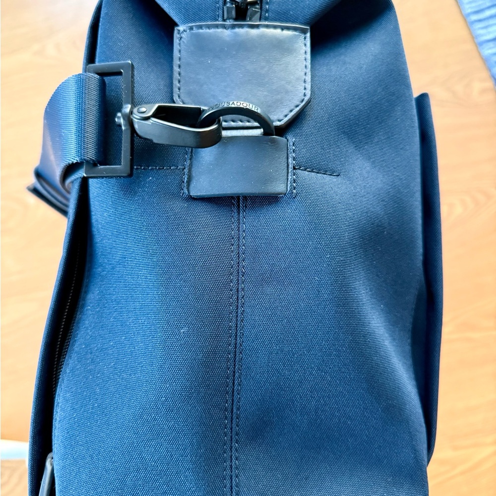 Troubadour Daytripper Carry All In Navy - image 5